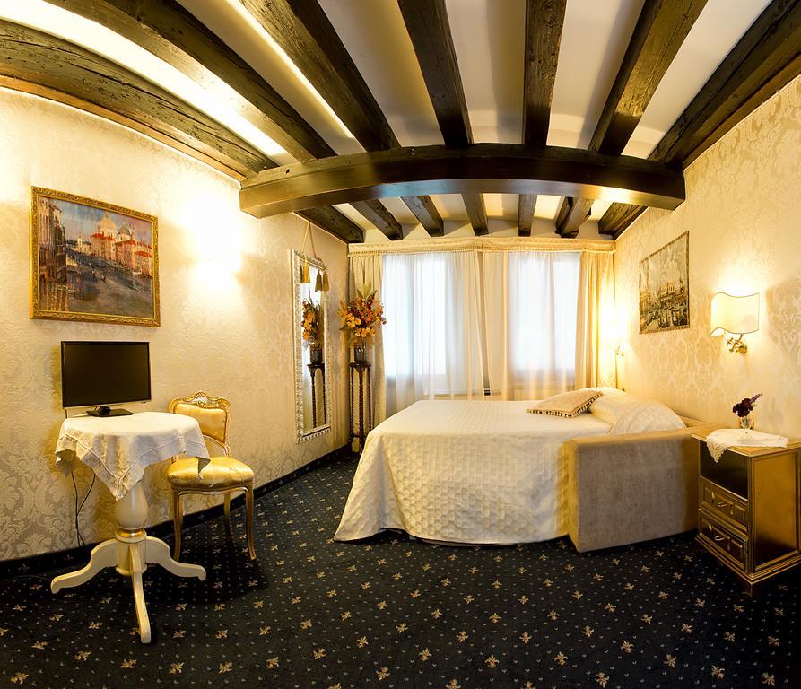Ca' Della Loggia Bed and Breakfast Βενετία Εξωτερικό φωτογραφία